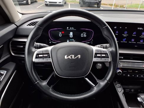 Used 2024 Kia Telluride S w/ S Sunroof Package image 15