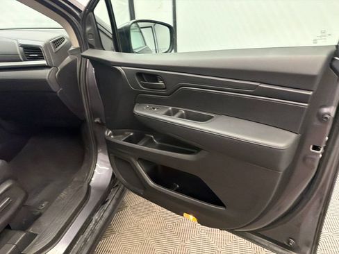 Used 2025 Honda Odyssey EX-L image 16
