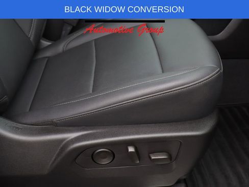 Used 2025 Chevrolet Silverado 2500 LTZ w/ LTZ Plus Package AWD/4WD image 30