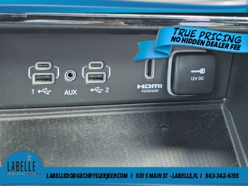 Used 2024 Jeep Grand Cherokee Summit AWD/4WD image 28