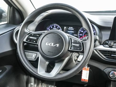 Used 2022 Kia Forte LXS image 16