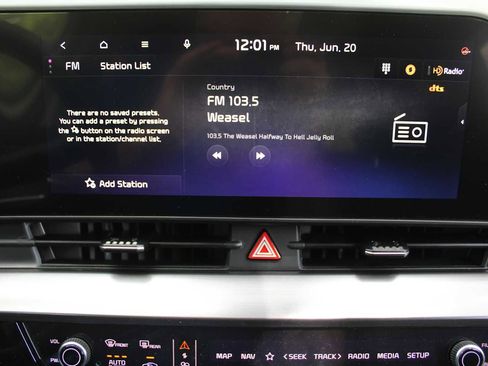 New 2025 Kia Sportage EX image 44