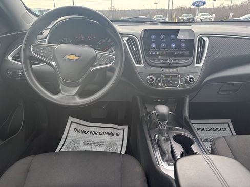 Used 2024 Chevrolet Malibu LT image 14