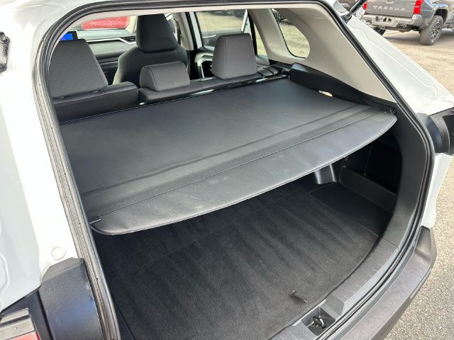Certified 2025 Toyota RAV4 XLE AWD/4WD image 28