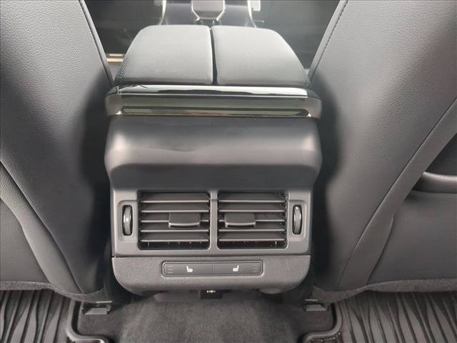 Used 2026 Land Rover Range Rover Evoque Dynamic SE AWD/4WD image 23