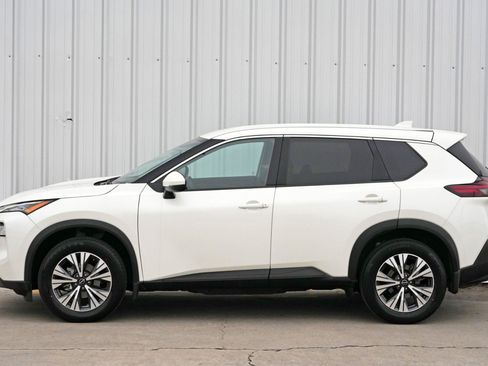 Used 2023 Nissan Rogue SV FWD image 42