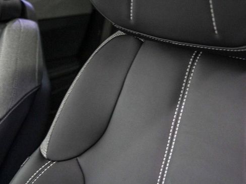 New 2026 Cadillac Optiq Sport 1 image 28