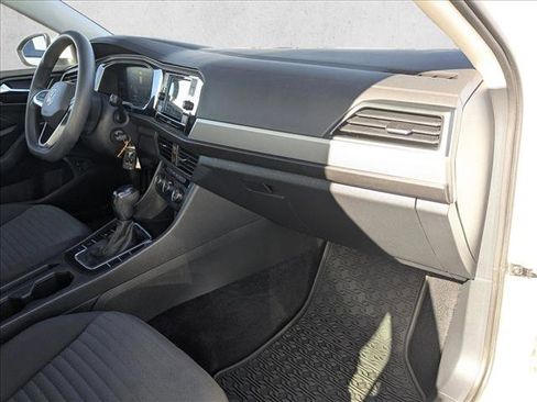 Used 2022 Volkswagen Jetta S image 20