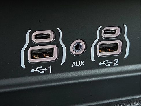 New 2026 RAM 2500 Big Horn AWD/4WD image 17