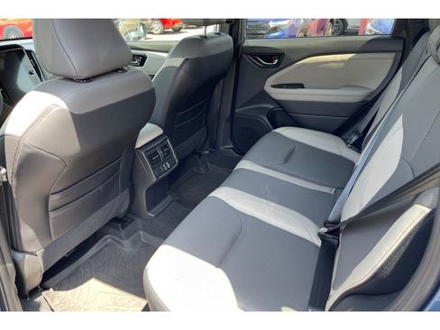 Used 2025 Subaru Forester Limited image 14