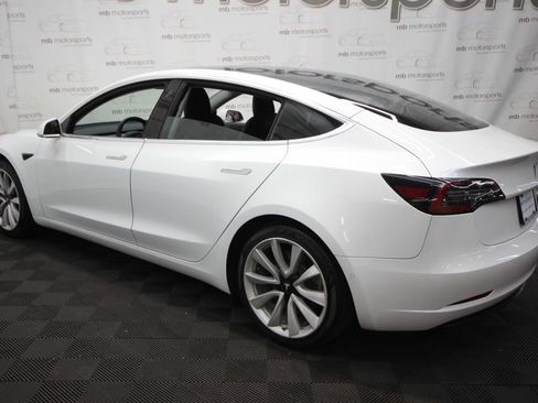 Used 2020 Tesla Model 3 Standard Range Plus RWD image 3