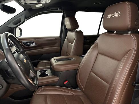 Used 2021 Chevrolet Tahoe High Country image 12