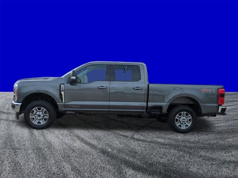 New 2026 Ford F250 Lariat w/ FX4 Off-Road Package image 7