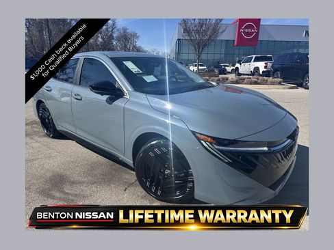 New 2026 Nissan Sentra SR image 1