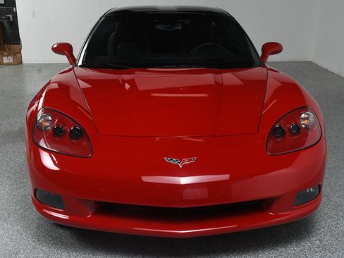 Used 2008 Chevrolet Corvette Coupe w/ Preferred Equipment Group RWD image 15