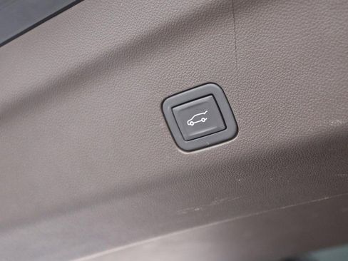 Used 2023 Cadillac Escalade Sport w/ Touring Package image 9