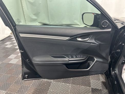 Used 2017 Honda Civic EX image 21