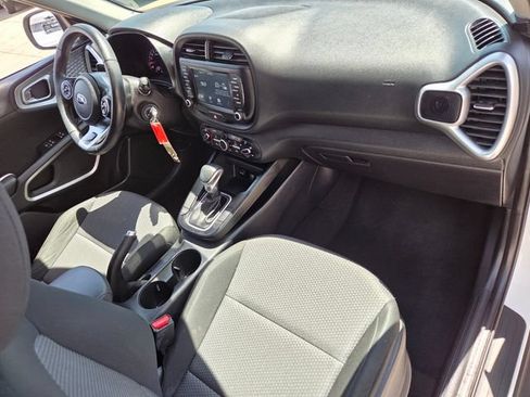 Used 2020 Kia Soul X-Line FWD image 16