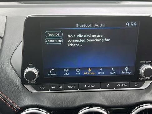 Used 2024 Nissan Sentra SR w/ SR Premium Package FWD image 11