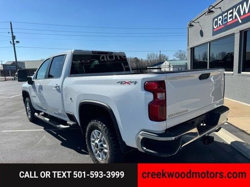 Used 2023 Chevrolet Silverado 2500 LT w/ Convenience Package image 3