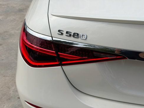 Used 2023 Mercedes-Benz S 580 4MATIC Sedan image 33
