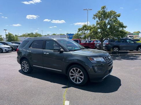 Used 2016 Ford Explorer Limited AWD/4WD image 17