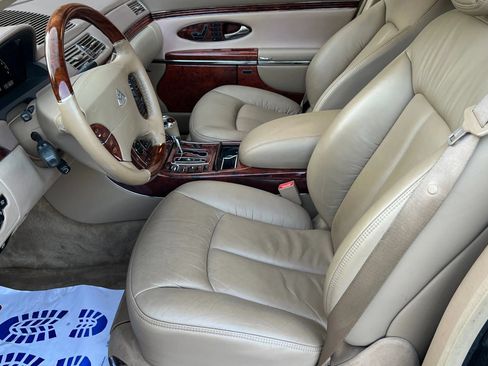 Used 2004 Maybach 57 RWD image 51