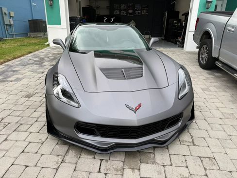Used 2015 Chevrolet Corvette Z06 w/ 2LZ Preferred Equipment Group RWD image 12