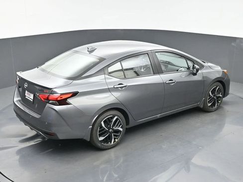 New 2025 Nissan Versa SR w/ Trunk Package FWD image 33