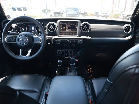 Used 2023 Jeep Wrangler Unlimited Sahara w/ Cold Weather Group AWD/4WD image 30