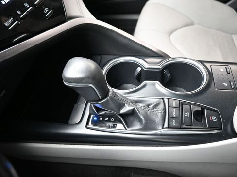 Used 2019 Toyota Camry XSE image 20