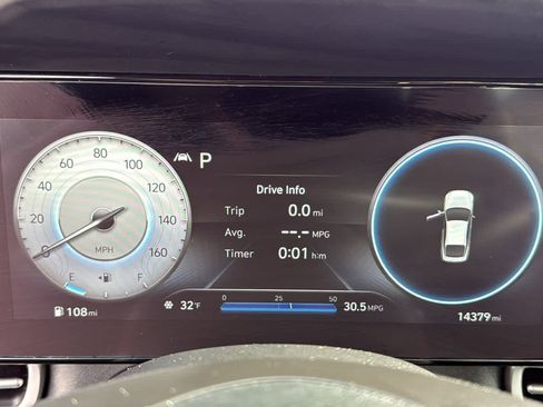 Used 2023 Hyundai Elantra SEL w/ Convenience Package image 16