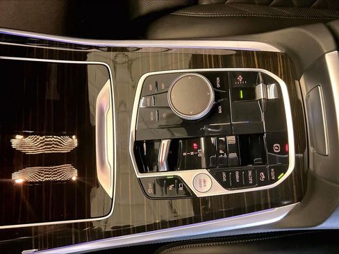 Certified 2024 BMW X5 xDrive50e image 15