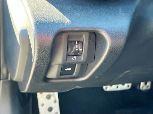 Used 2025 Toyota GR86 Premium image 10