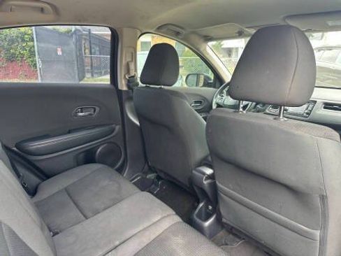 Used 2019 Honda HR-V LX image 20