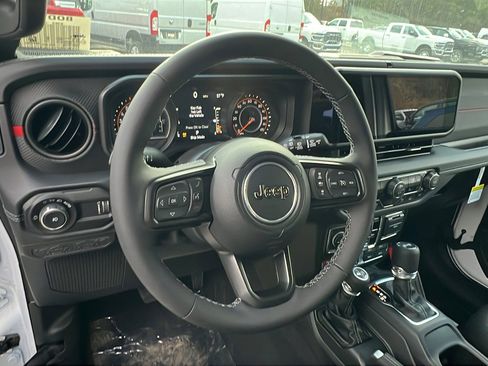 New 2026 Jeep Wrangler Unlimited Rubicon image 20