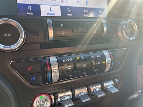 Used 2022 Ford Mustang GT Premium image 27