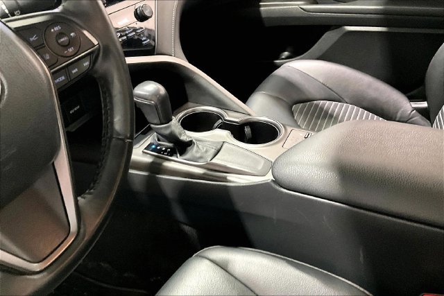 Used 2024 Toyota Camry SE FWD image 23