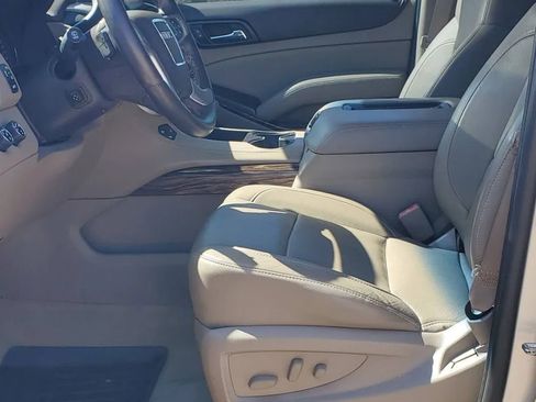 Used 2015 GMC Yukon XL SLT w/ Open Road Package image 8