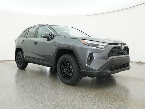New 2025 Toyota RAV4 XLE image 21