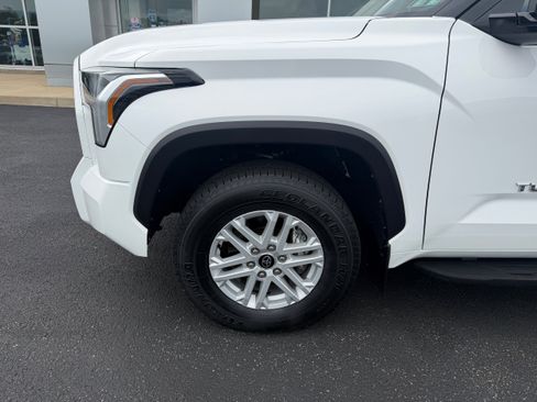 Used 2023 Toyota Tundra SR5 w/ SR5 Premium Package AWD/4WD image 12