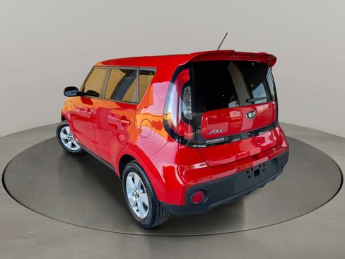 Used 2019 Kia Soul w/ Option Group 020 FWD image 3