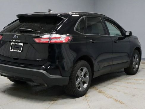Certified 2024 Ford Edge SEL w/ Sport Appearance Package AWD/4WD image 11