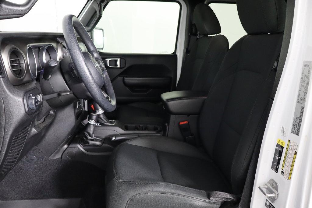 Used 2021 Jeep Gladiator Sport AWD/4WD image 7