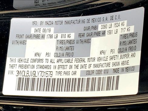 Certified 2020 Toyota Yaris LE image 36