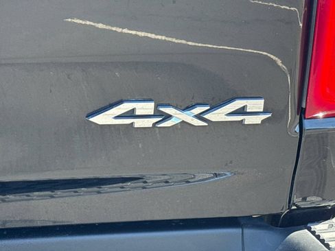 Used 2025 RAM 1500 Big Horn AWD/4WD image 13