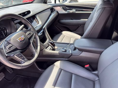 Used 2023 Cadillac XT5 Premium Luxury AWD/4WD image 10