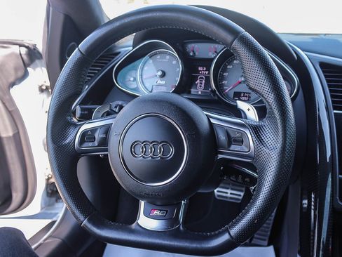 Used 2014 Audi R8 V8 image 16