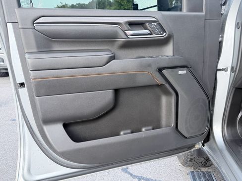 Used 2024 GMC Sierra 2500 AT4 w/ Technology Package AWD/4WD image 31