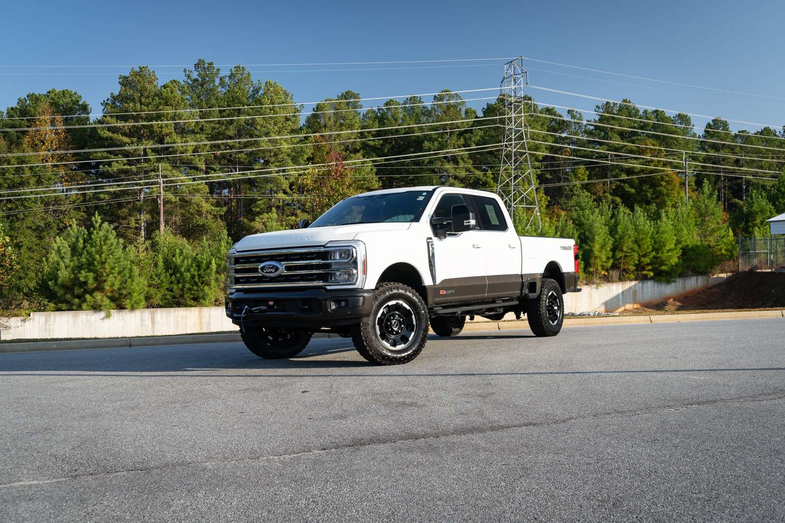 Used 2025 Ford F350 King Ranch w/ Tremor Off-Road Package AWD/4WD image 1